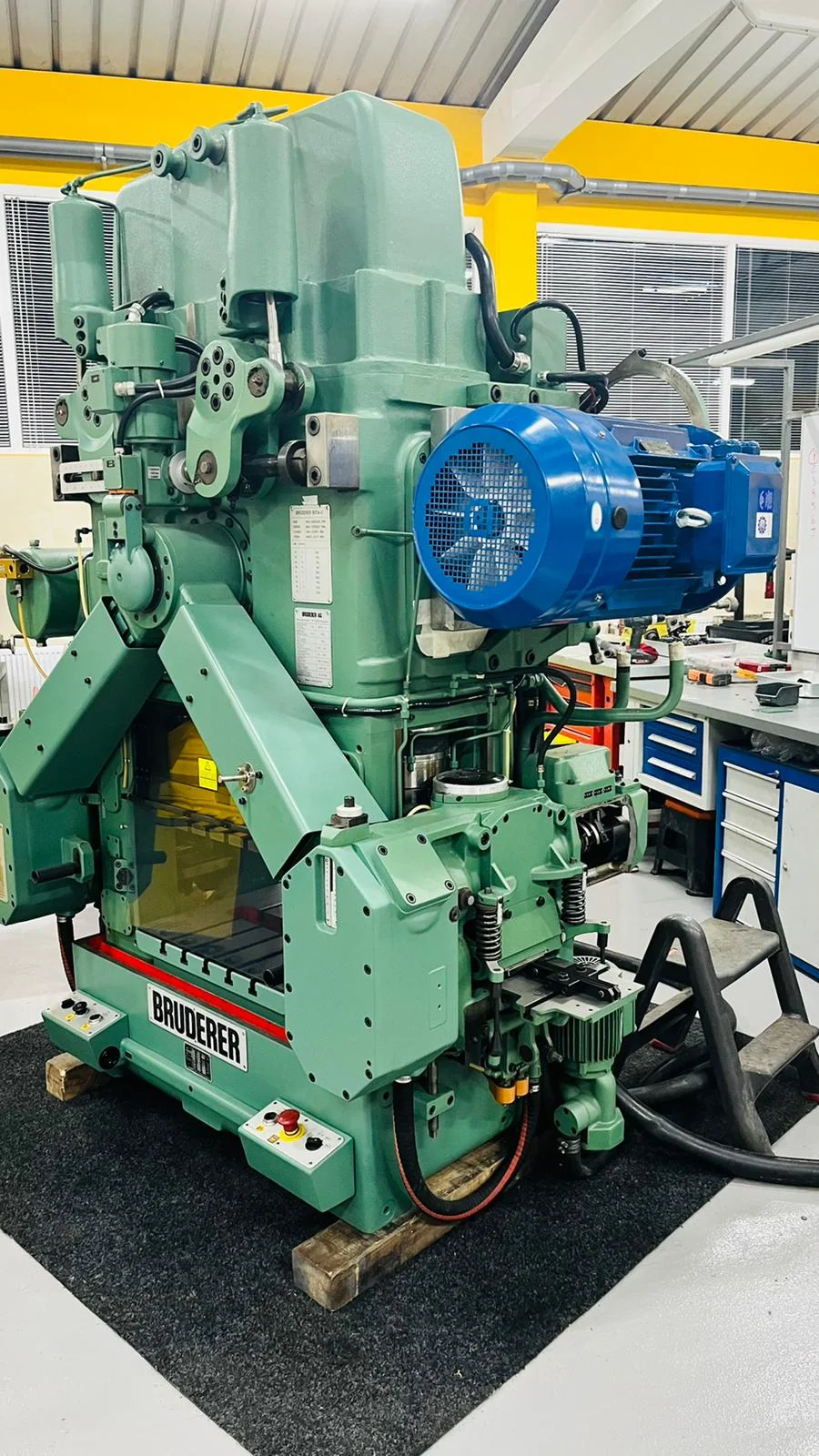 Silicon+ facility and machinery