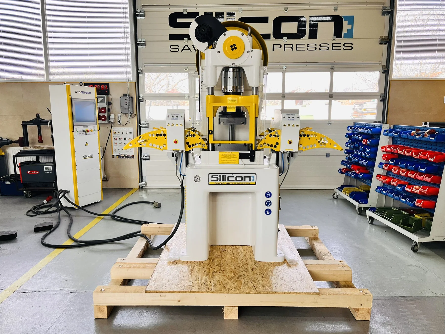 Silicon+ facility and machinery