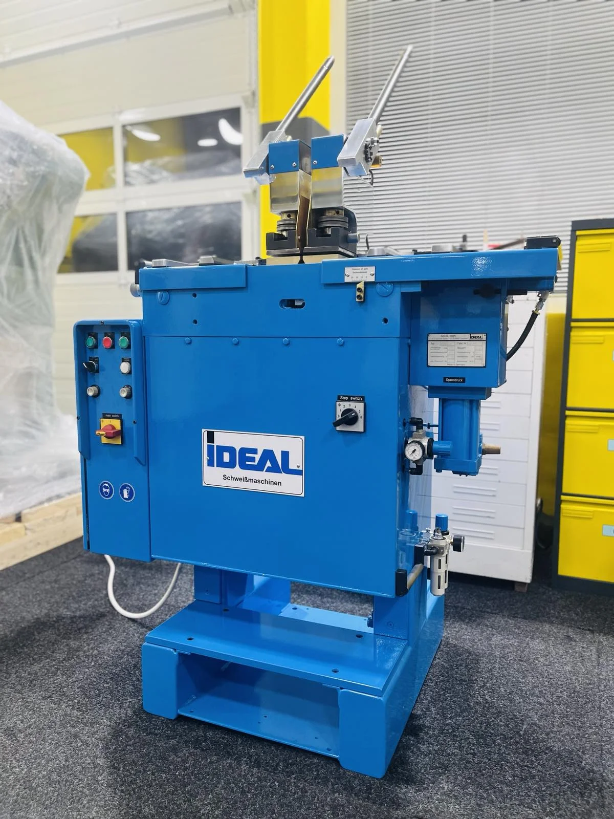 iDEAL BBA 121
