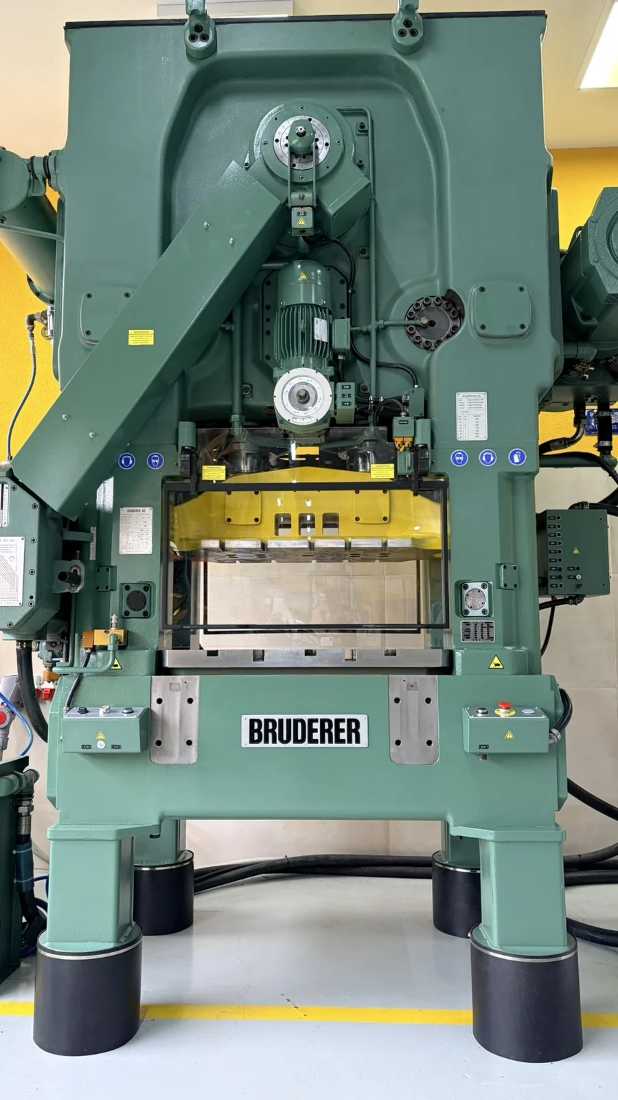 Bruderer BSTA 80