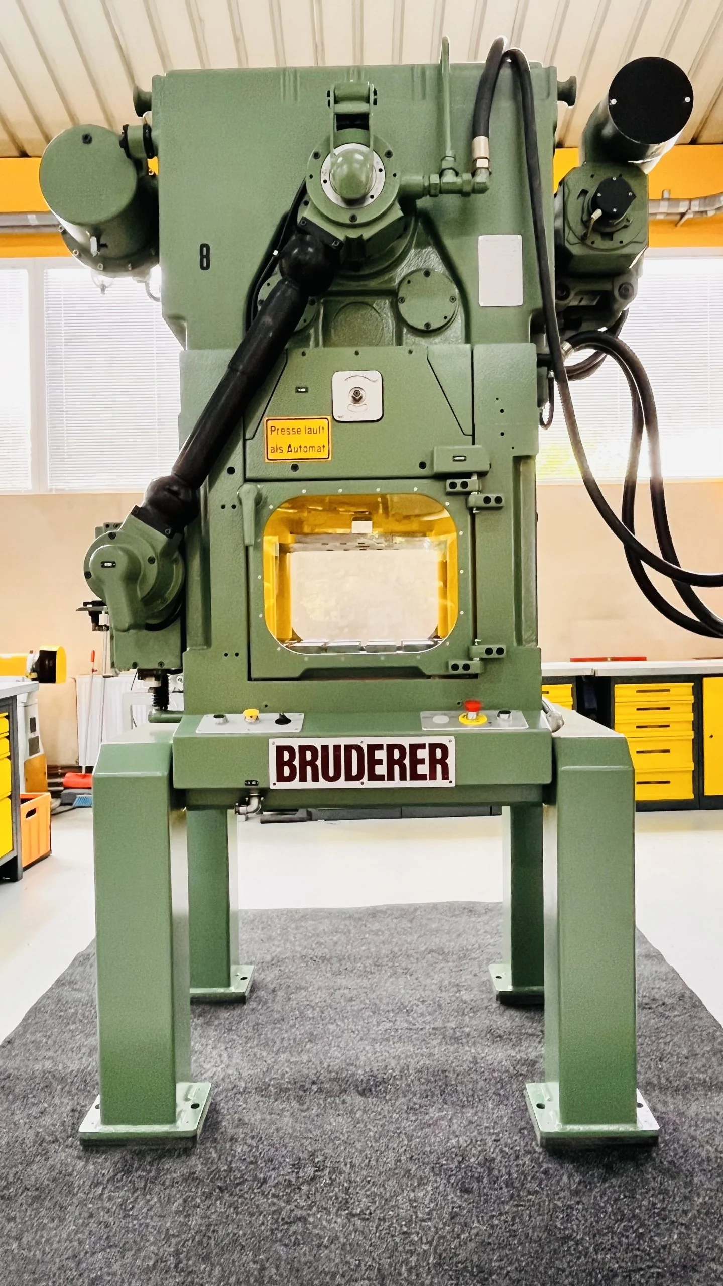 Bruderer BSTA 200