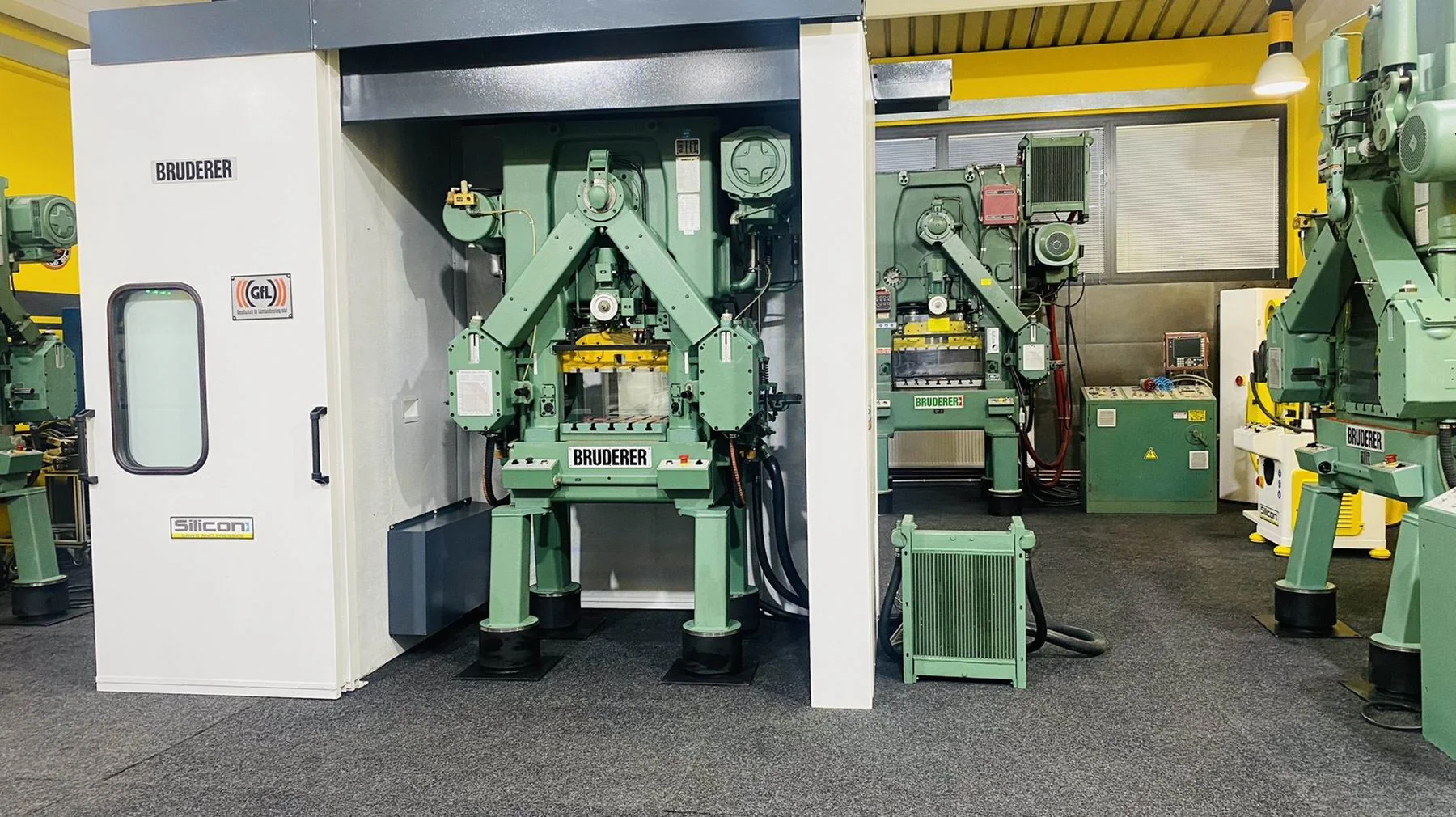 Silicon+ facility and machinery