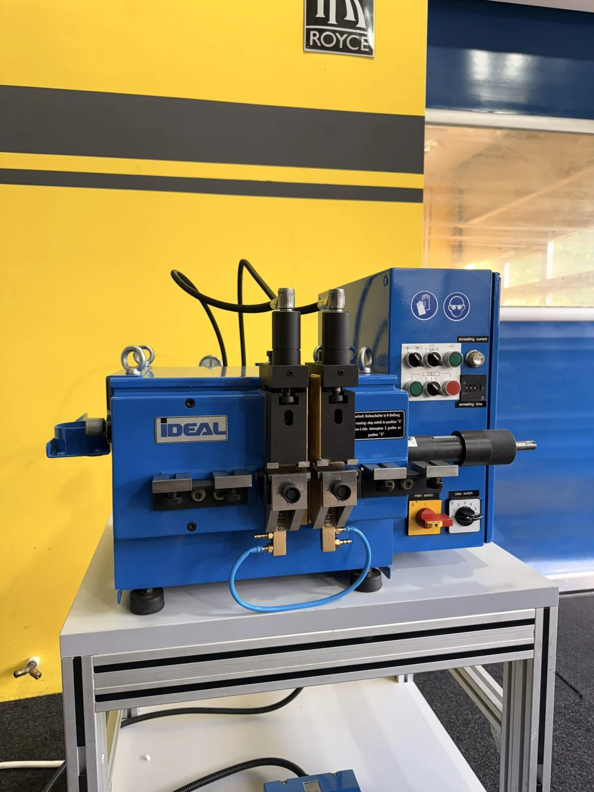 iDEAL BAS 050-11 3