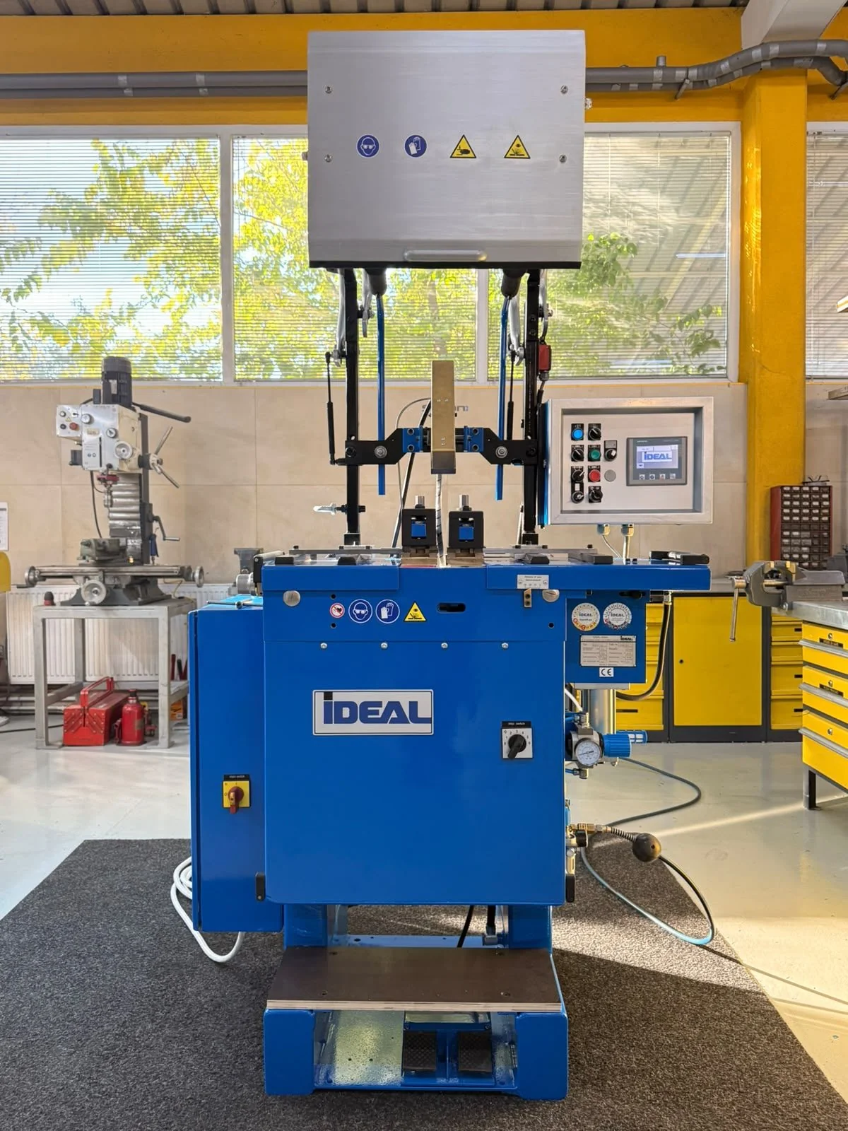 IDEAL BAS 051 2