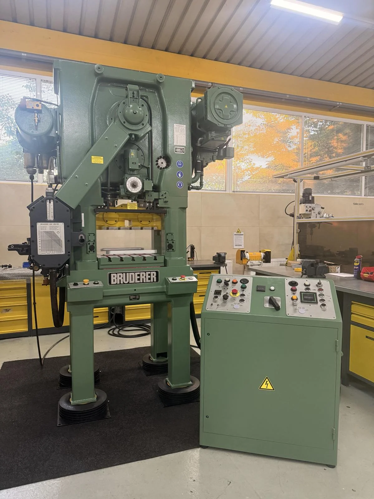 Bruderer BSTA 25 2
