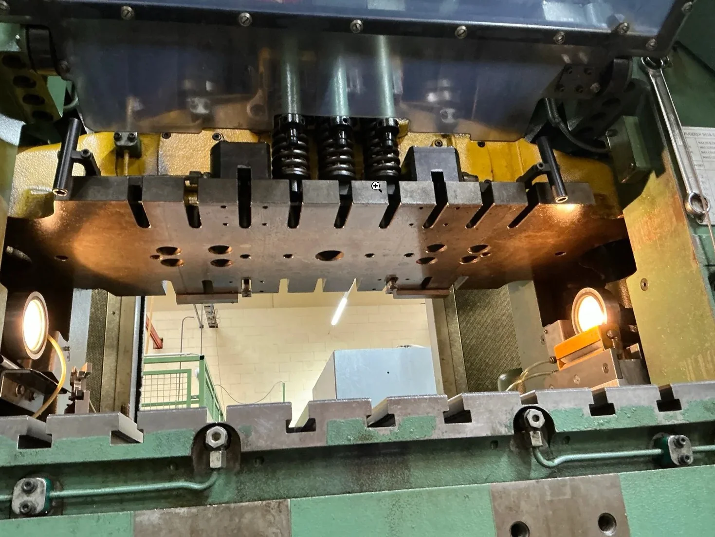 BRUDERER BSTA 50 EL CNC 36