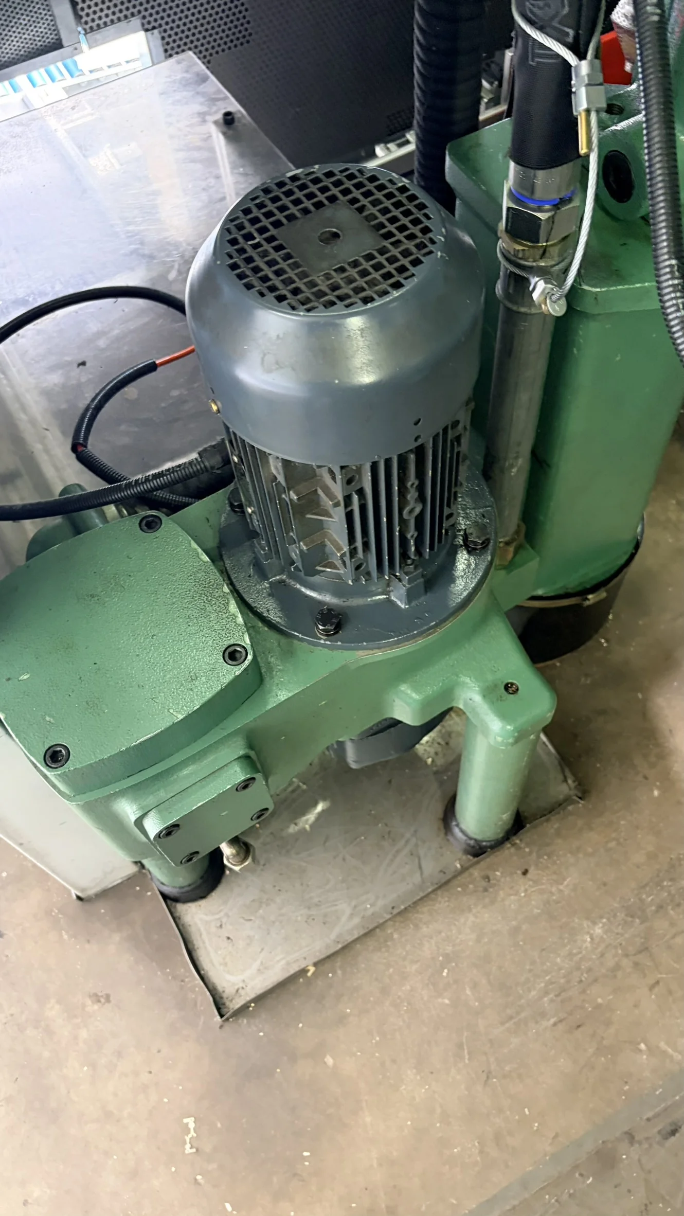 BRUDERER BSTA 500-110B 12