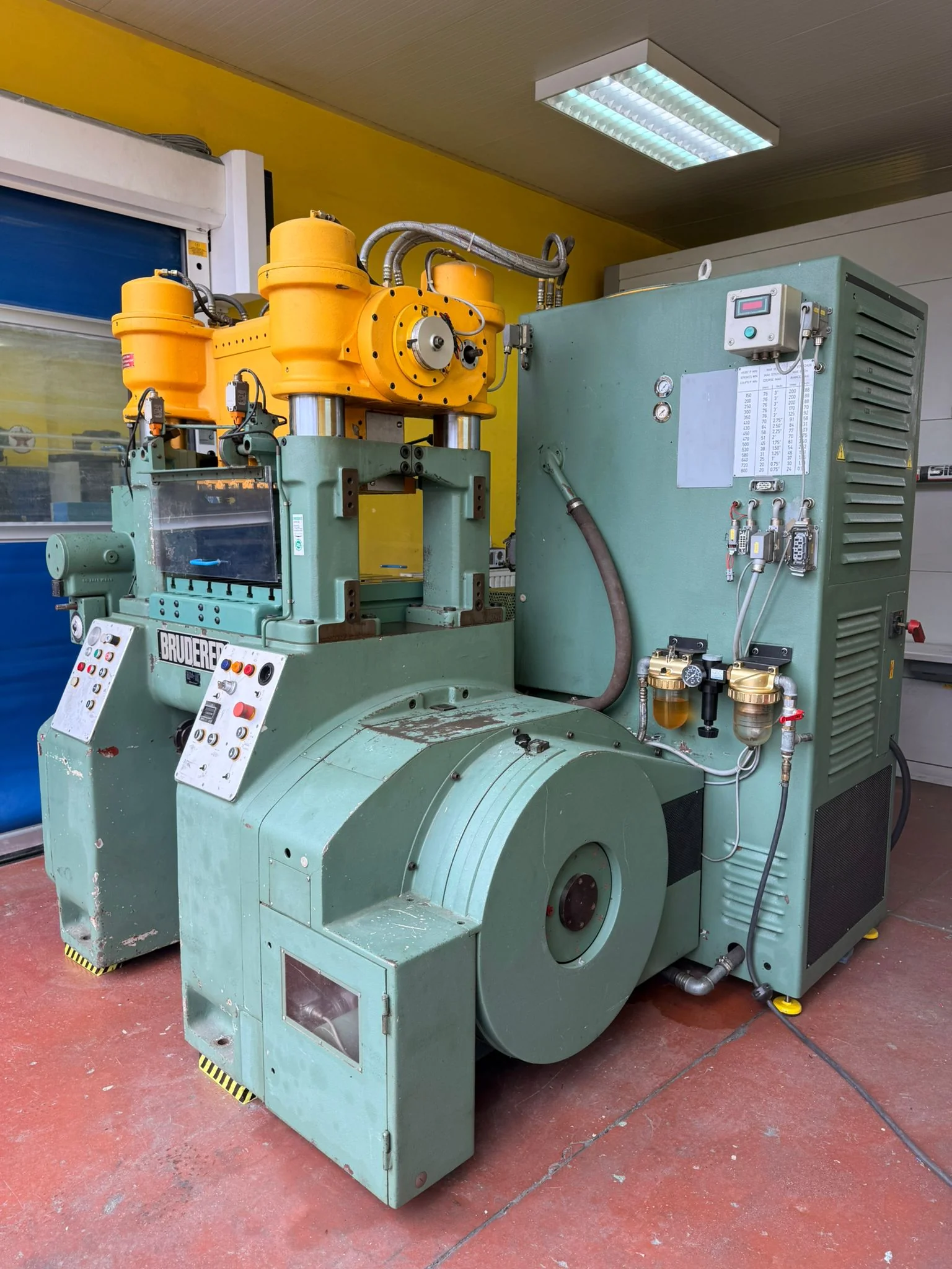 Bruderer BSTA 60 8