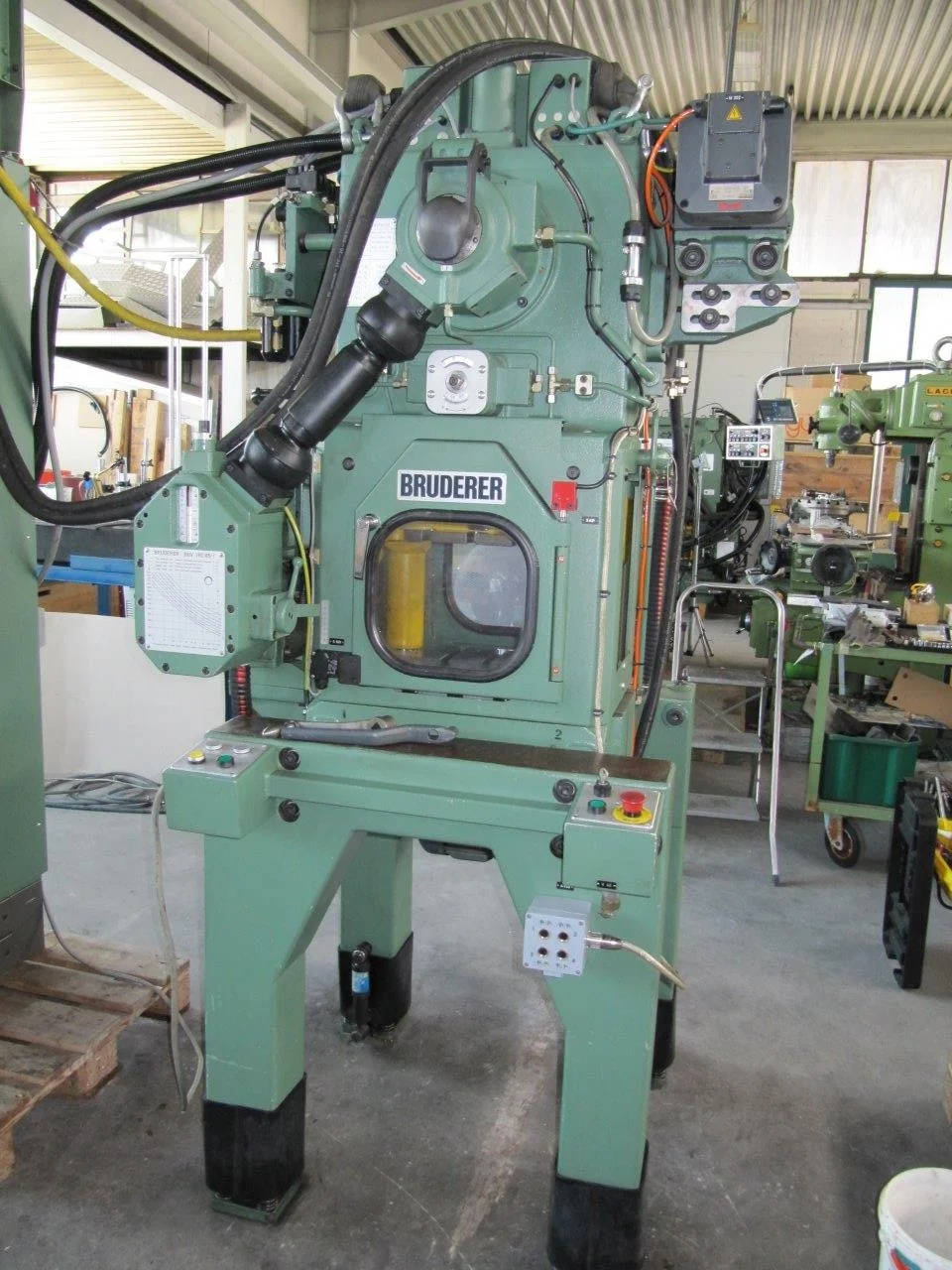 Bruderer BSTA 180U 1