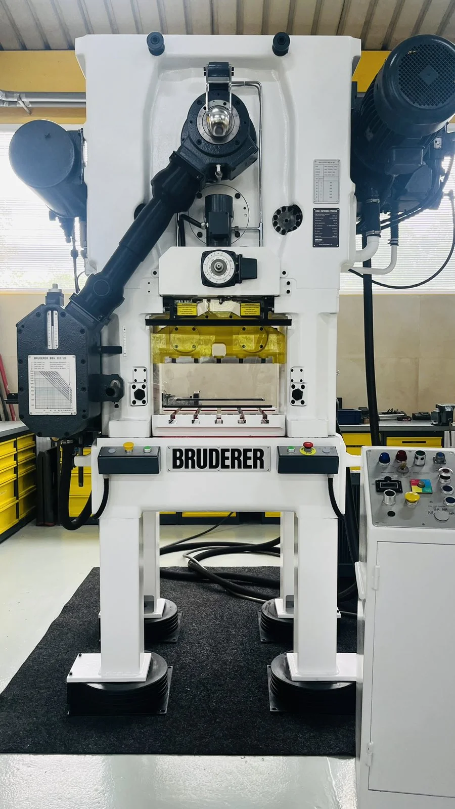 Bruderer BSTA 25 1