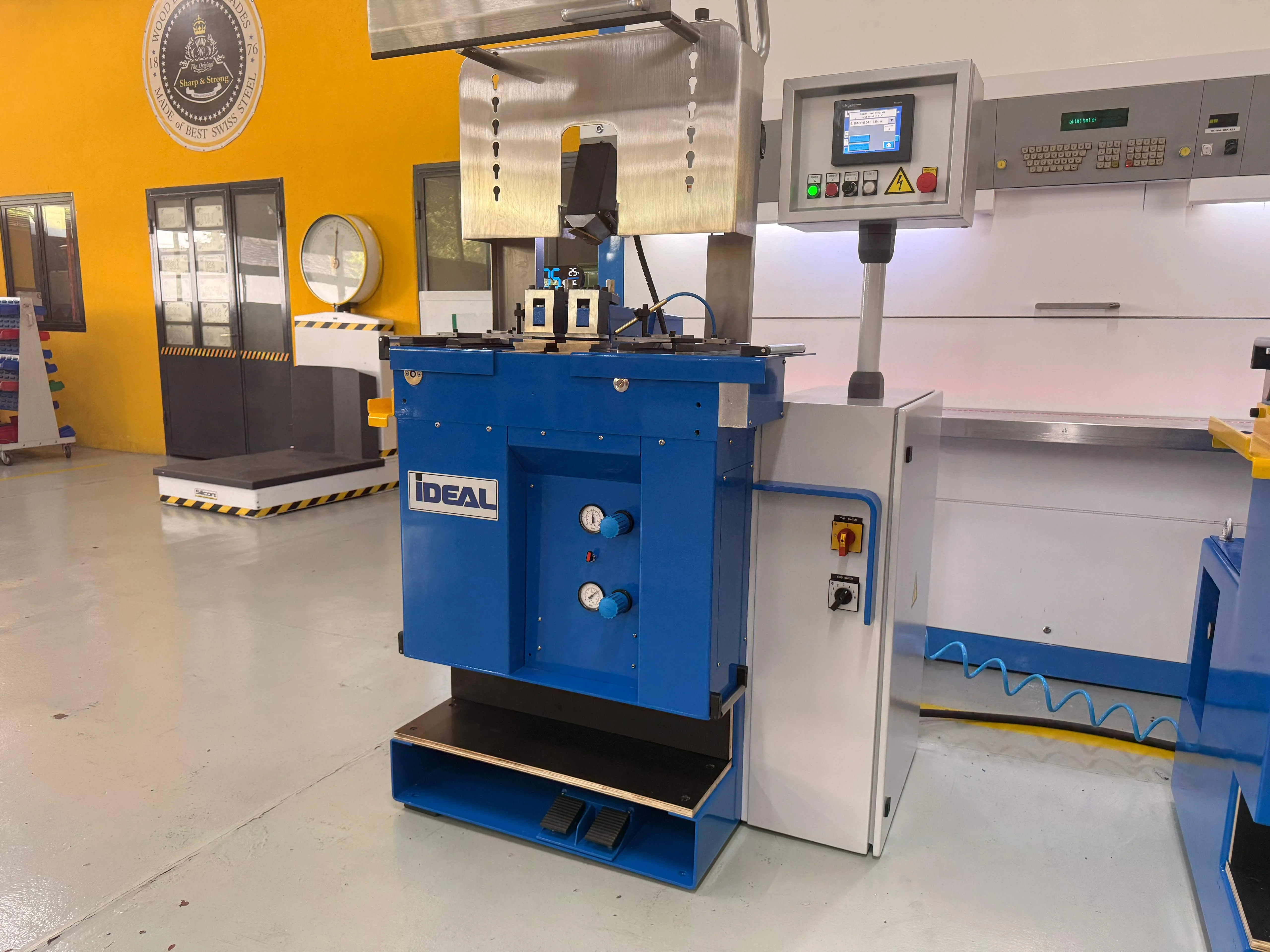 iDEAL BAS 320 6