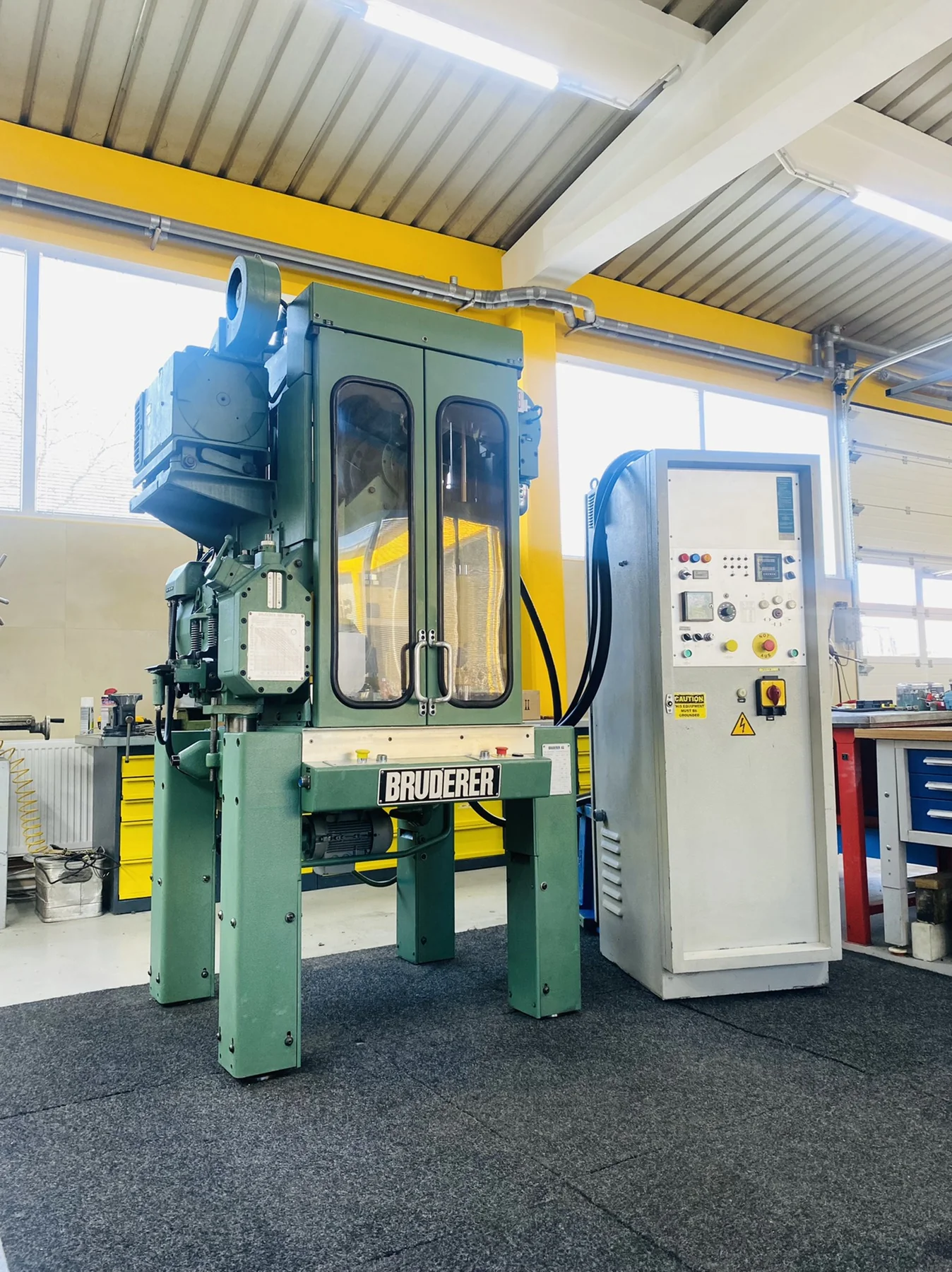 Bruderer BSTA 20 E 1